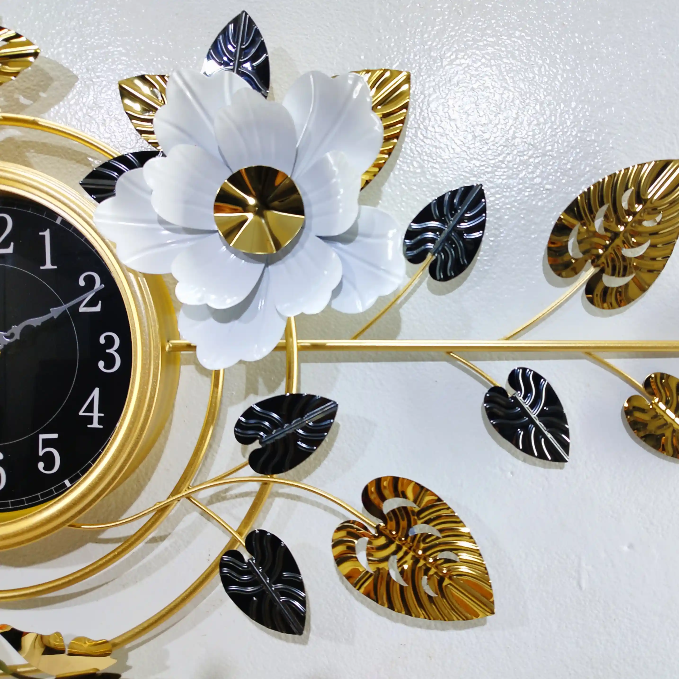 Metal Floral & Leaf Decorative Wall Decor Clock - 17871